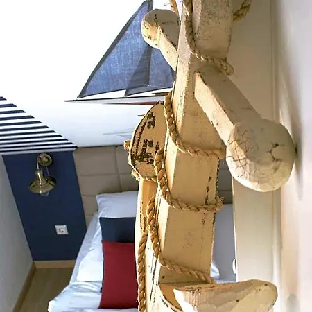 آر آند جيه فندق روست